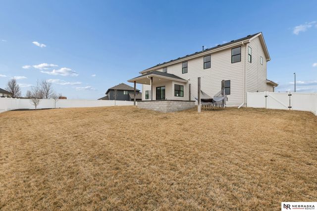 7123 N 172nd Street, Bennington, NE 68007