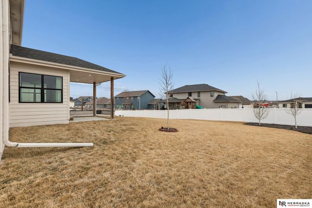 7123 N 172nd Street, Bennington, NE 68007