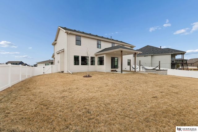7123 N 172nd Street, Bennington, NE 68007