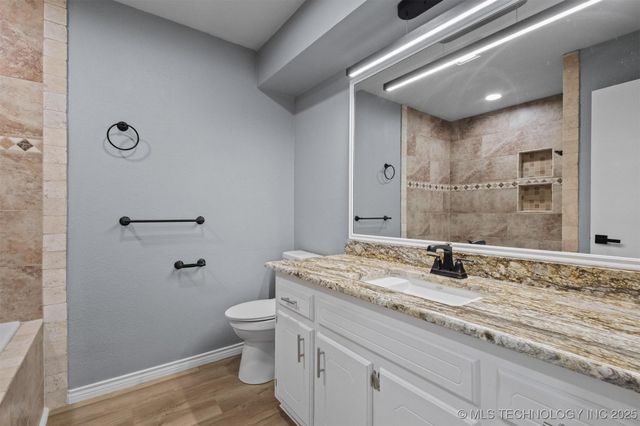 17096 Us Highway 70, Durant, OK 74701