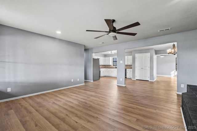 17096 Us Highway 70, Durant, OK 74701