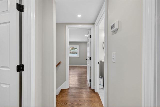 21 Woodside Road, Billerica, MA 01862