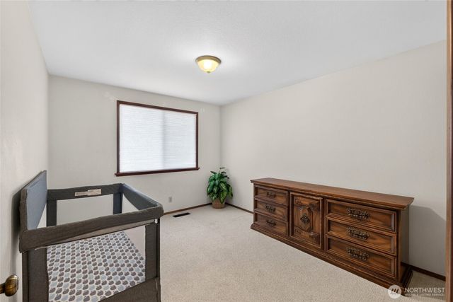 5000 NE 6th Street, Renton, WA 98059