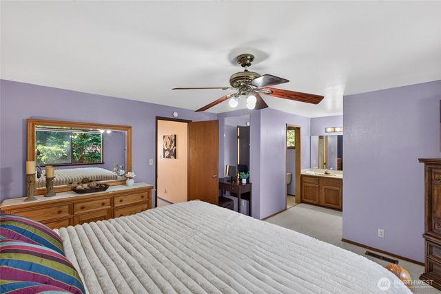 5000 NE 6th Street, Renton, WA 98059