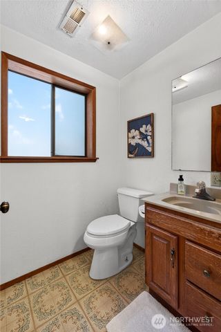 5000 NE 6th Street, Renton, WA 98059