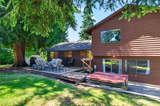 5000 NE 6th Street, Renton, WA 98059