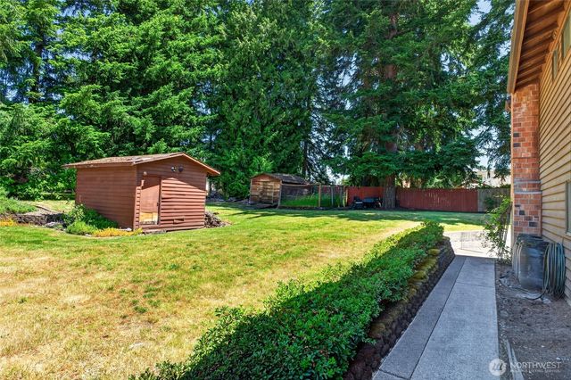 5000 NE 6th Street, Renton, WA 98059