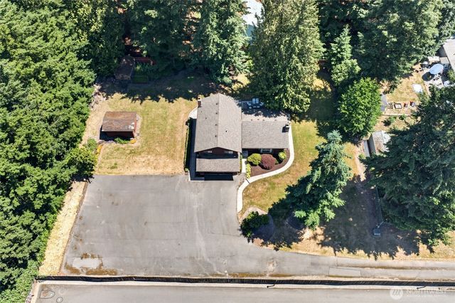 5000 NE 6th Street, Renton, WA 98059