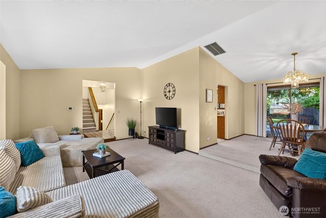 5000 NE 6th Street, Renton, WA 98059