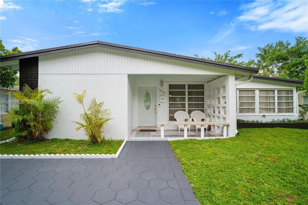 1645 NE 169th Street, North Miami Beach, FL 33162
