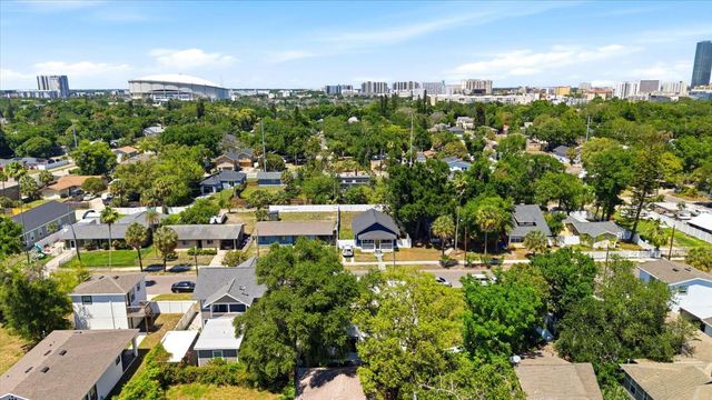 1044 12TH AVENUE S, St Petersburg, FL 33705