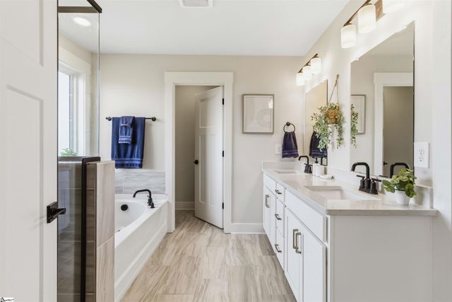 132 Willoughby Way, Piedmont, SC 29673