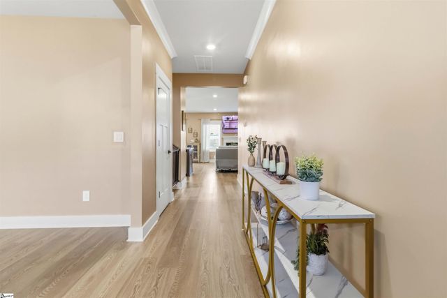 132 Willoughby Way, Piedmont, SC 29673