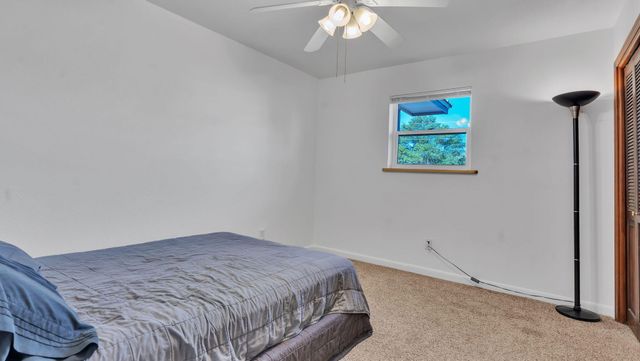 11 Coyote Road, Los Lunas, NM 87031