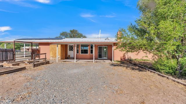 11 Coyote Road, Los Lunas, NM 87031