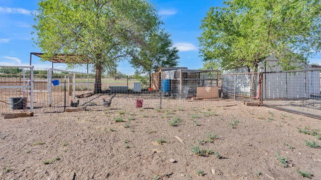 11 Coyote Road, Los Lunas, NM 87031
