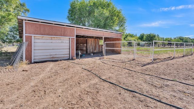 11 Coyote Road, Los Lunas, NM 87031