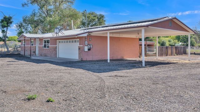 11 Coyote Road, Los Lunas, NM 87031