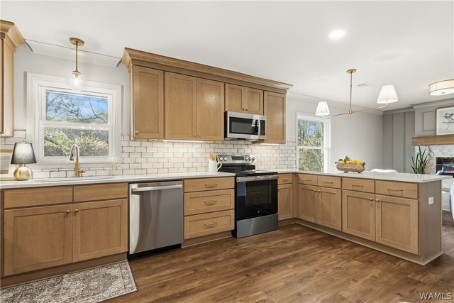 4504 Twin Lake, Northport, AL 35473