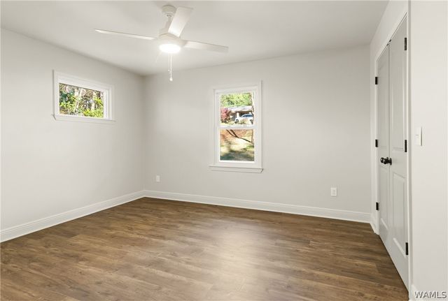 4504 Twin Lake, Northport, AL 35473