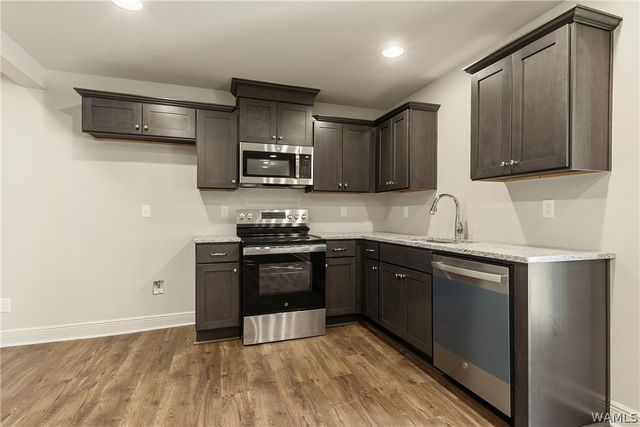 4504 Twin Lake, Northport, AL 35473