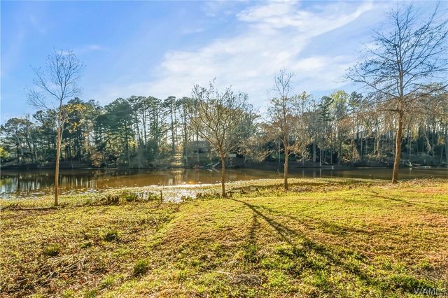 4504 Twin Lake, Northport, AL 35473