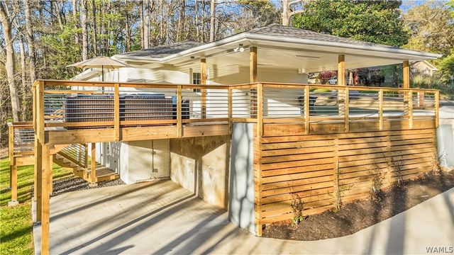 4504 Twin Lake, Northport, AL 35473
