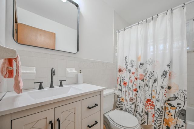 557 Vale Road, Springfield, OH 45504