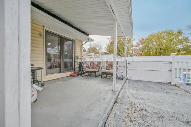 557 Vale Road, Springfield, OH 45504