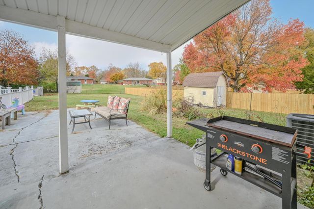 557 Vale Road, Springfield, OH 45504