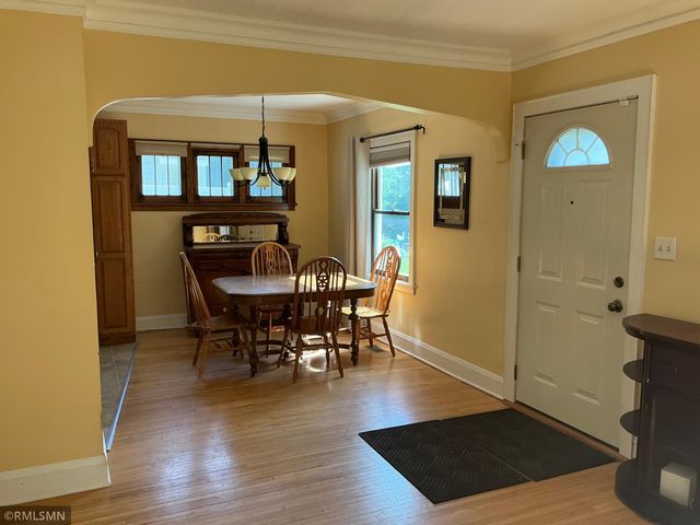 1762 Edgerton Street, Maplewood, MN 55117