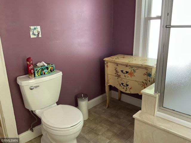 1762 Edgerton Street, Maplewood, MN 55117