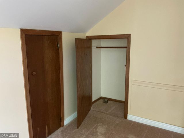 1762 Edgerton Street, Maplewood, MN 55117