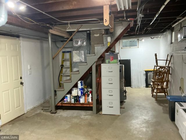 1762 Edgerton Street, Maplewood, MN 55117