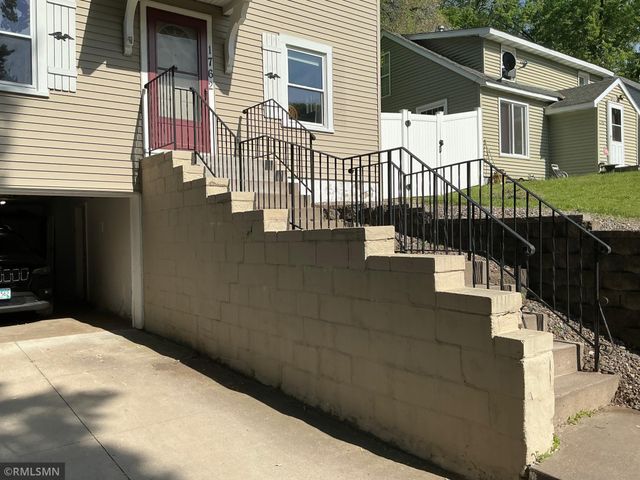 1762 Edgerton Street, Maplewood, MN 55117