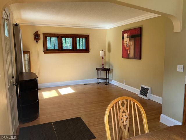 1762 Edgerton Street, Maplewood, MN 55117