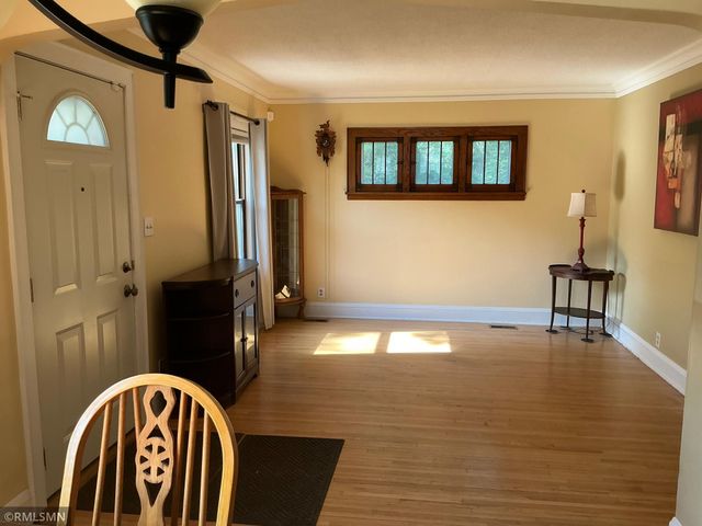 1762 Edgerton Street, Maplewood, MN 55117