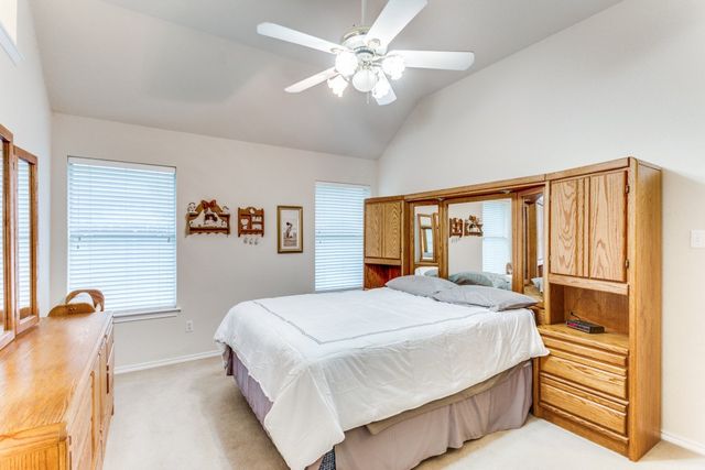 300 Vera Drive, Burleson, TX 76028