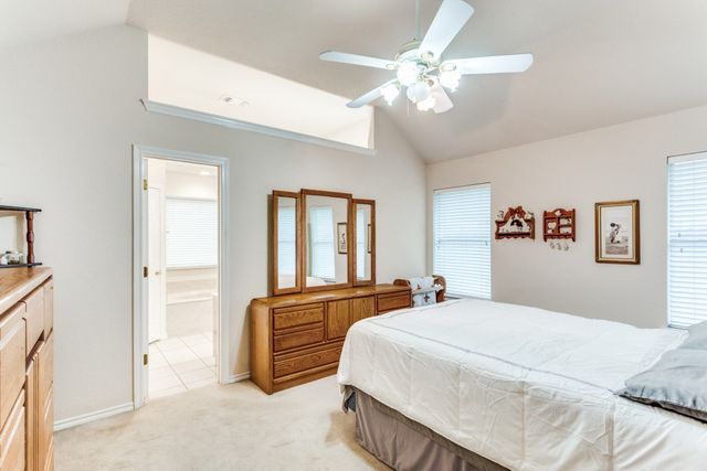 300 Vera Drive, Burleson, TX 76028