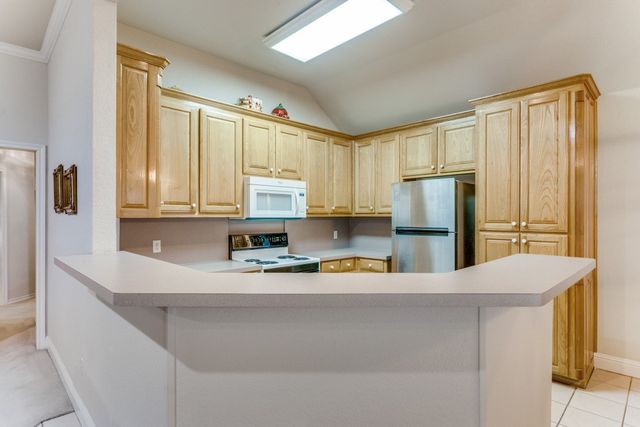 300 Vera Drive, Burleson, TX 76028