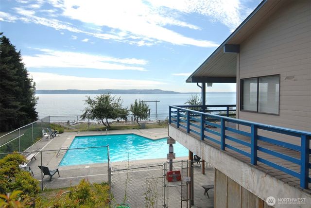 25720 78th Avenue SW, Vashon, WA 98070