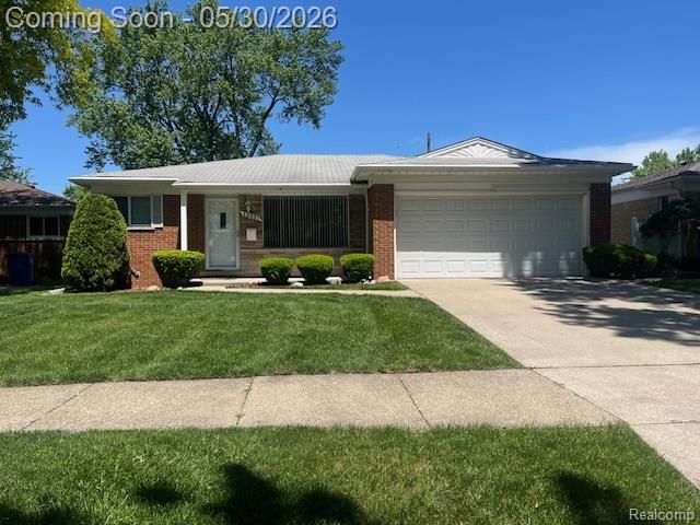 13051 Burgundy Avenue, Warren, MI 48089