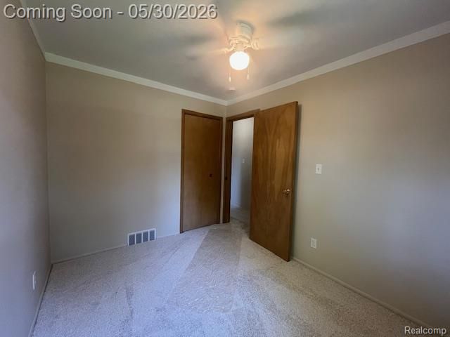 13051 Burgundy Avenue, Warren, MI 48089