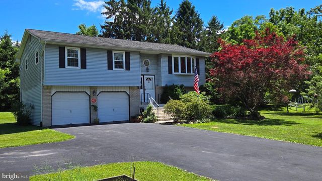 6581 SKYVIEW LN, Coopersburg, PA 18036