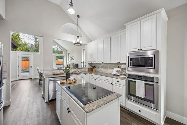 2704 Summerwood Court, Mckinney, TX 75072