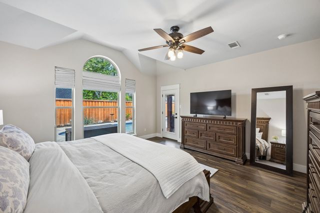 2704 Summerwood Court, Mckinney, TX 75072