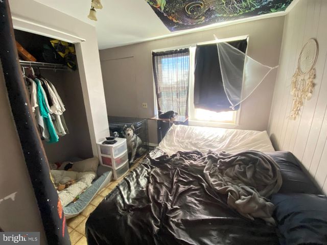 207 - 209 E MCMURTRIE ST, Summit Hill, PA 18250