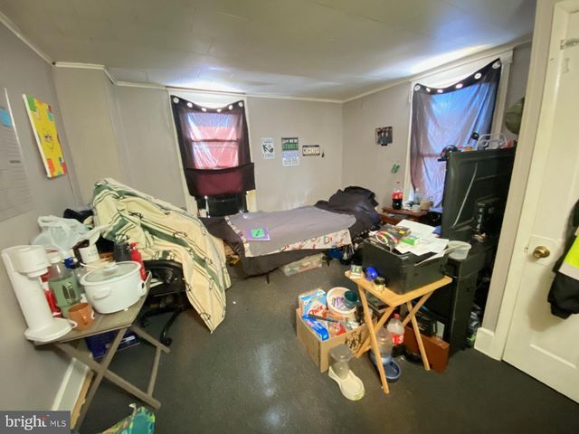 207 - 209 E MCMURTRIE ST, Summit Hill, PA 18250