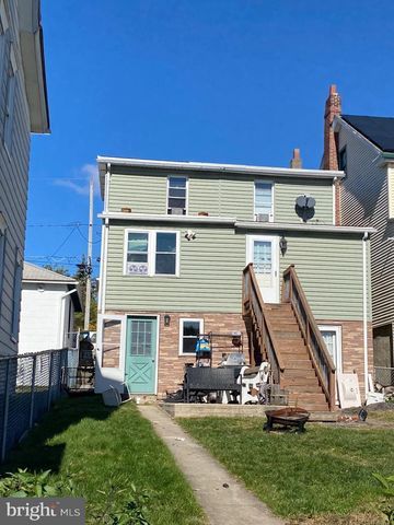 207 - 209 E MCMURTRIE ST, Summit Hill, PA 18250