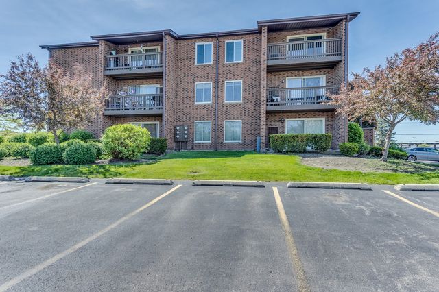 900 Perrie Drive 304, Elk Grove Village, IL 60007